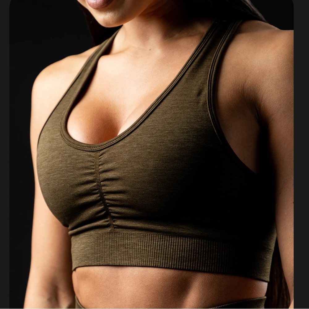 Alphalete Amplify Bra